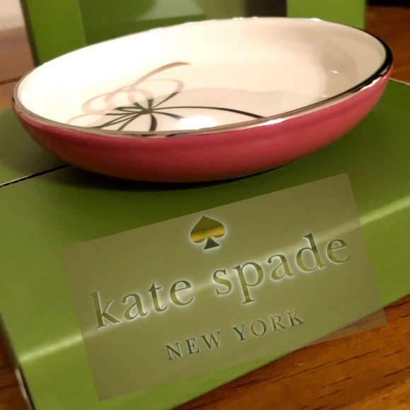 kate spade Accessories - NWT Kate Spade Lenox Belle Boulevard ring dish